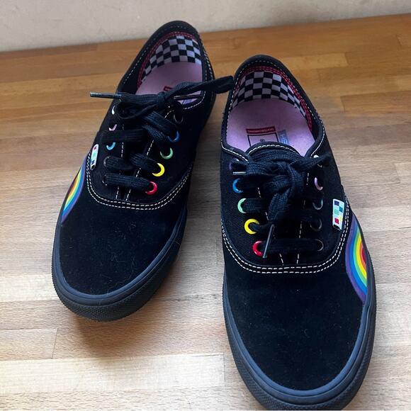 Vans Skateboard Shoes Pride Edition Rainbow Eyelets PopCush Men’s Size 7 Suede - Picture 1 of 14